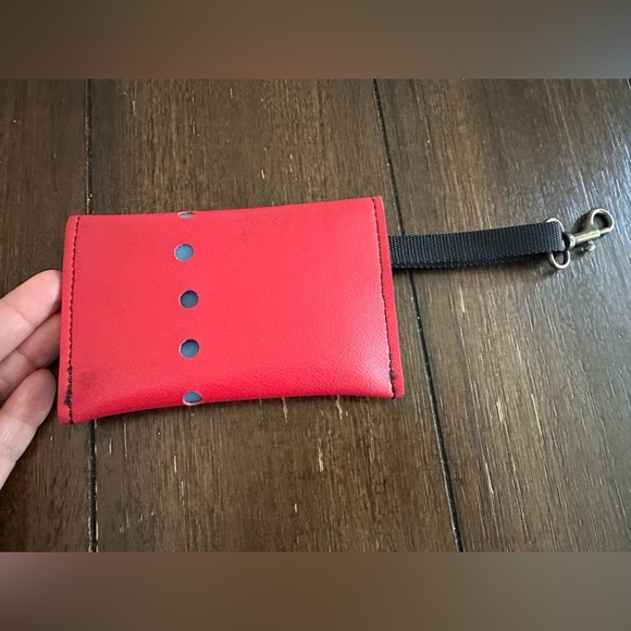 Holly Aieken wristlet - Picture 2 of 8